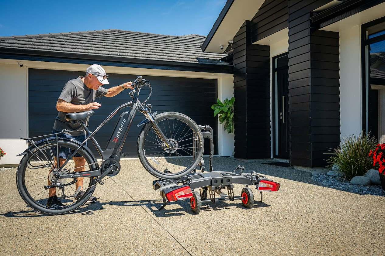 Local innovation ends heavy ebike lifting